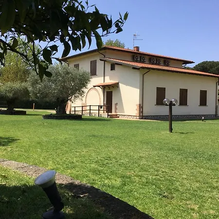 Sadimare Konukevi Terracina