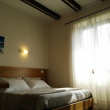 Sadimare Casa de hóspedes Terracina